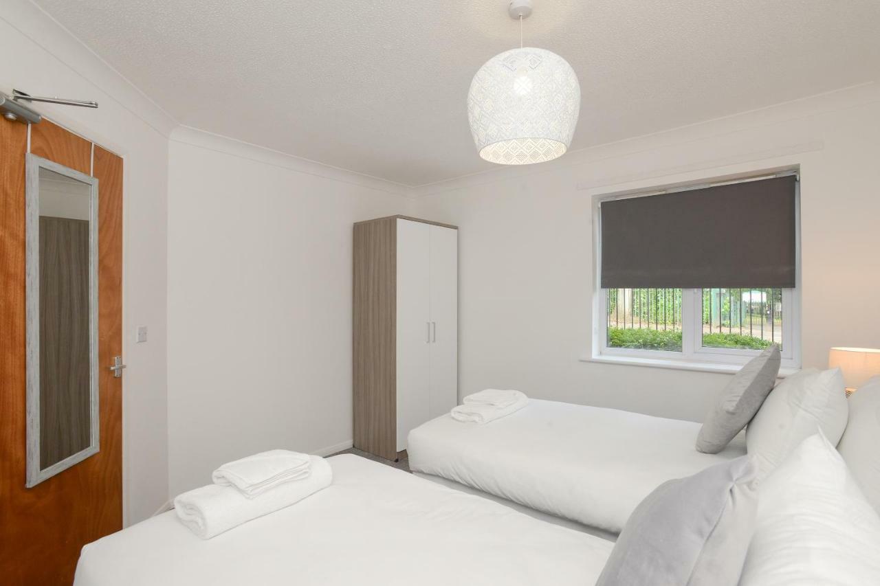 Brook Court - City Edge Stay Modern 2Bed Apartment นอตติงแฮม ภายนอก รูปภาพ